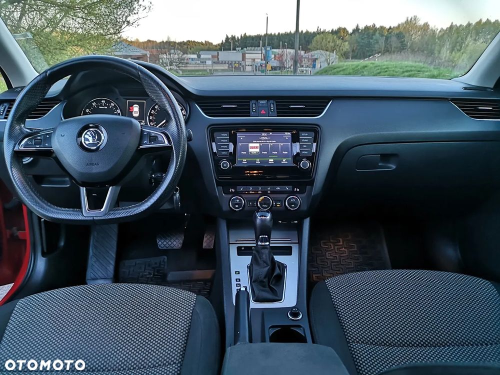 Skoda Octavia 1.4 TSI DSG Ambition - 14