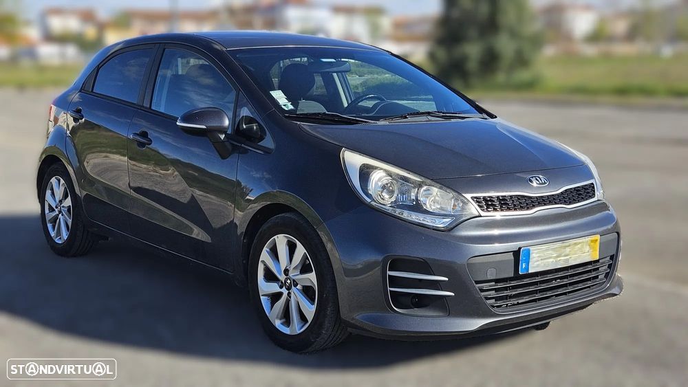 Kia Rio 1.1 CRDi EX ISG - 3