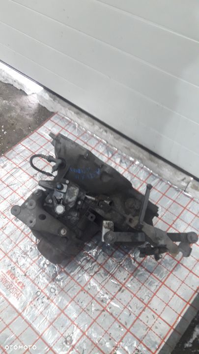 SKRZYNIA BIEGÓW OPEL ASTRA II 2 G ZAFIRA A 1.7 DTI 330700111 90400209 - 12