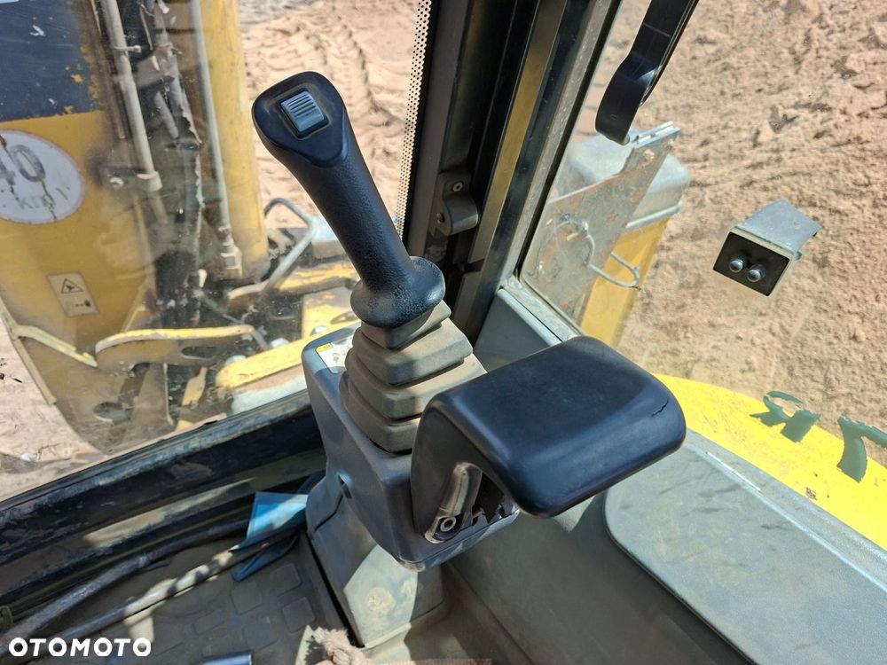 Komatsu Wb 97 R-5E0 4X4 - 15