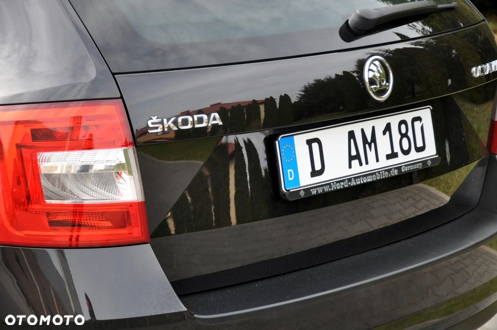 Skoda Octavia 2.0 TDI Elegance DSG - 16