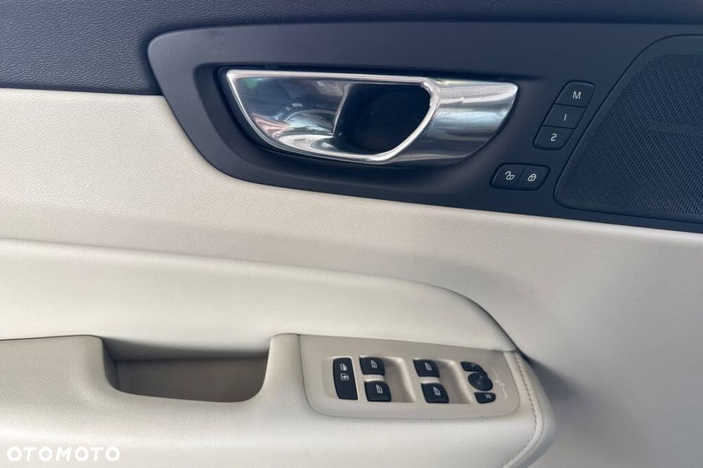 Volvo XC 60 T5 AWD Inscription - 13