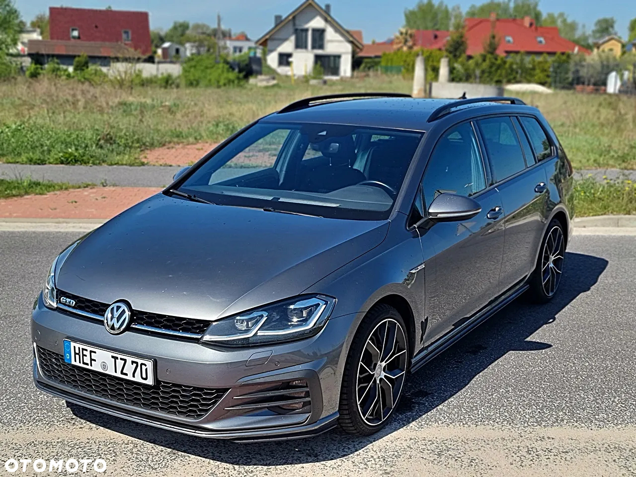 Volkswagen Golf - 5