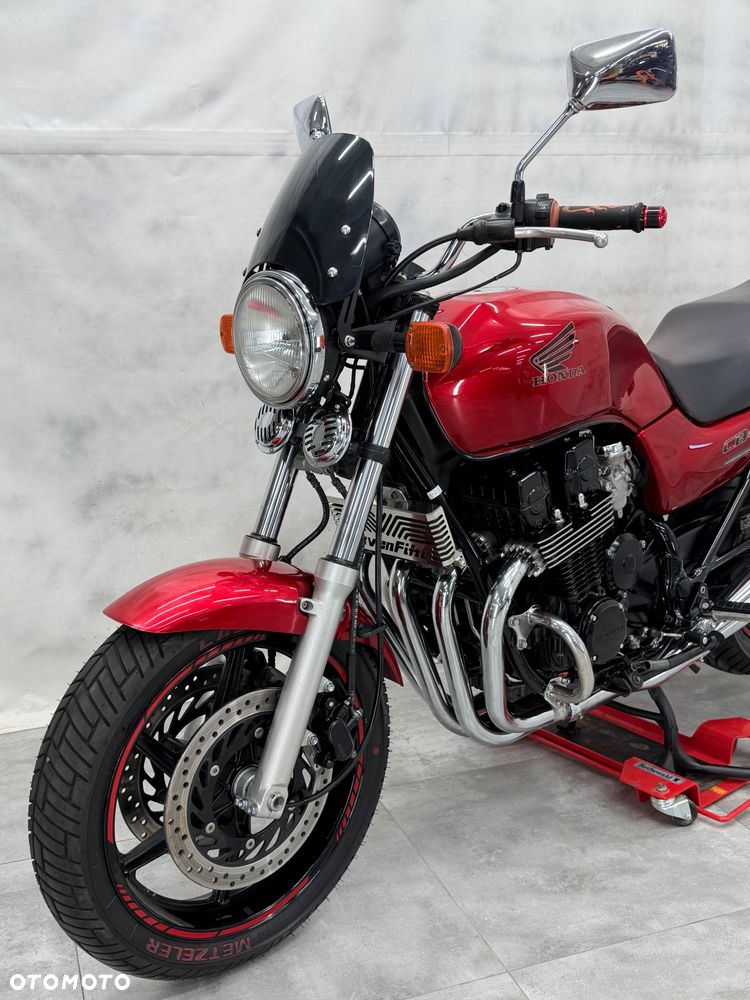 Honda CB - 2
