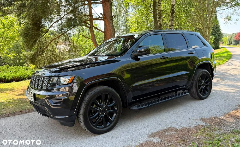 Jeep Grand Cherokee - 1