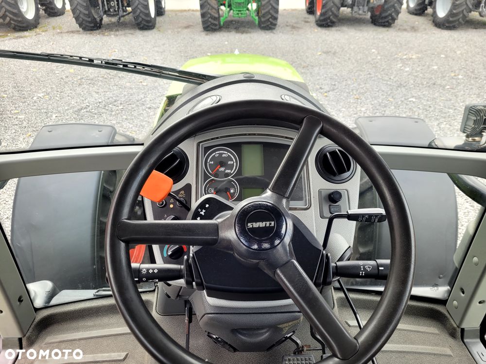 Claas ARION 630 CIS - 16