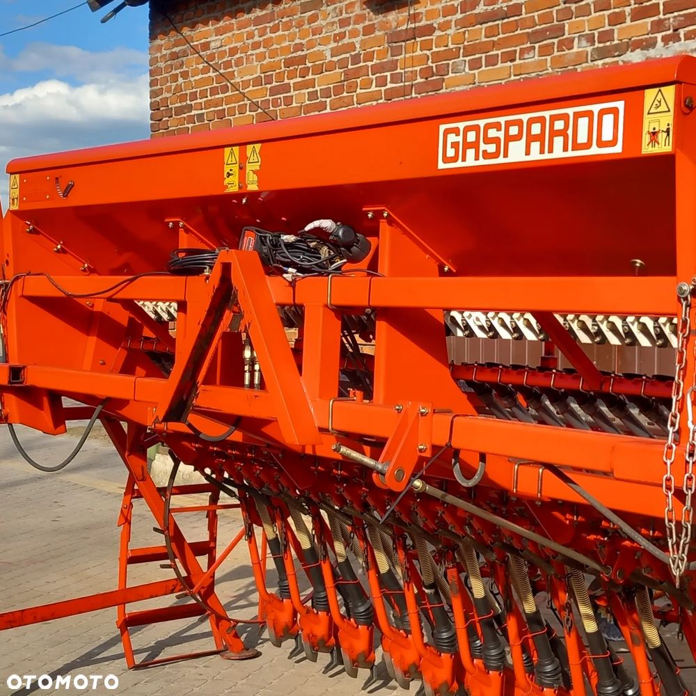 Gaspardo siewnik  nadbudowany 3 metry - 1