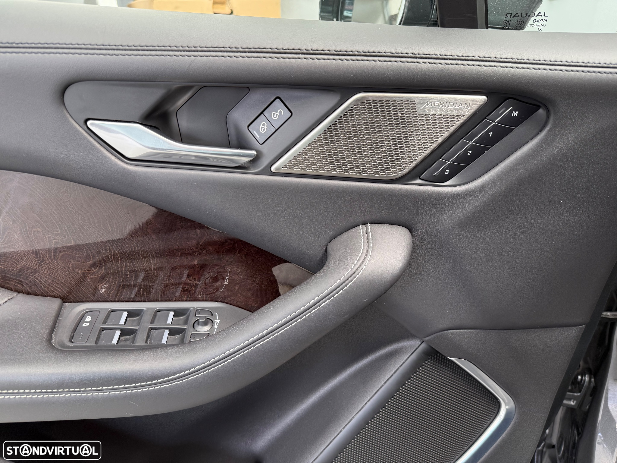 Jaguar I-Pace EV400 AWD First Edition - 23