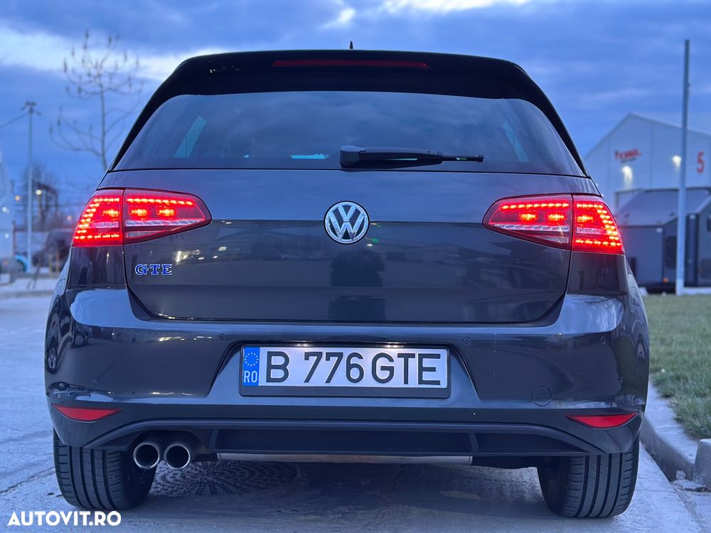 Volkswagen Golf - 14