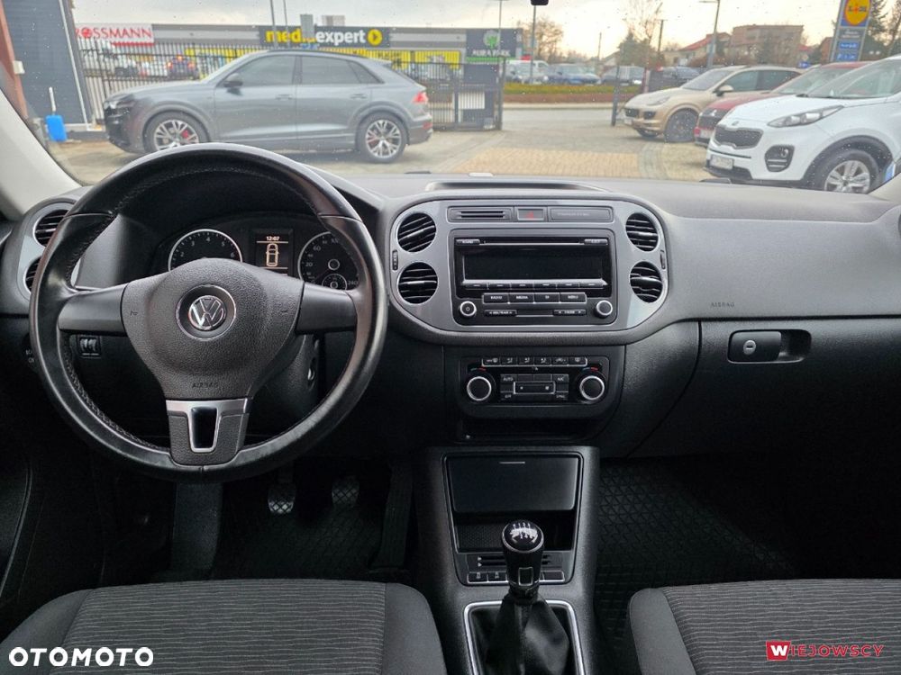 Volkswagen Tiguan - 19