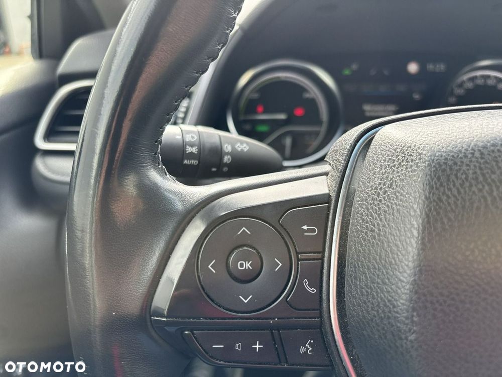 Toyota Camry 2.5 Hybrid Comfort CVT - 27