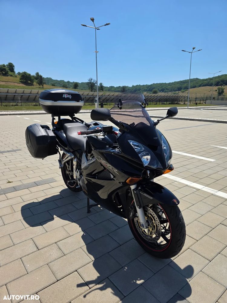 Honda VFR 800F V-Tec - 4