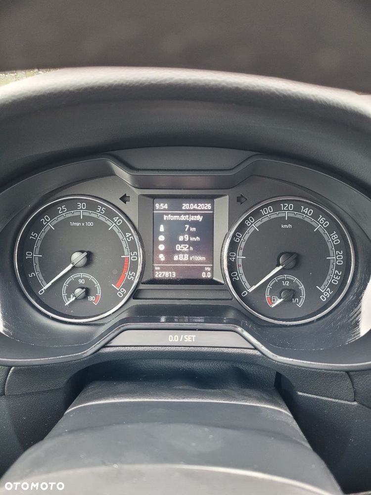 Skoda Octavia 2.0 TDI SCR Ambition - 6