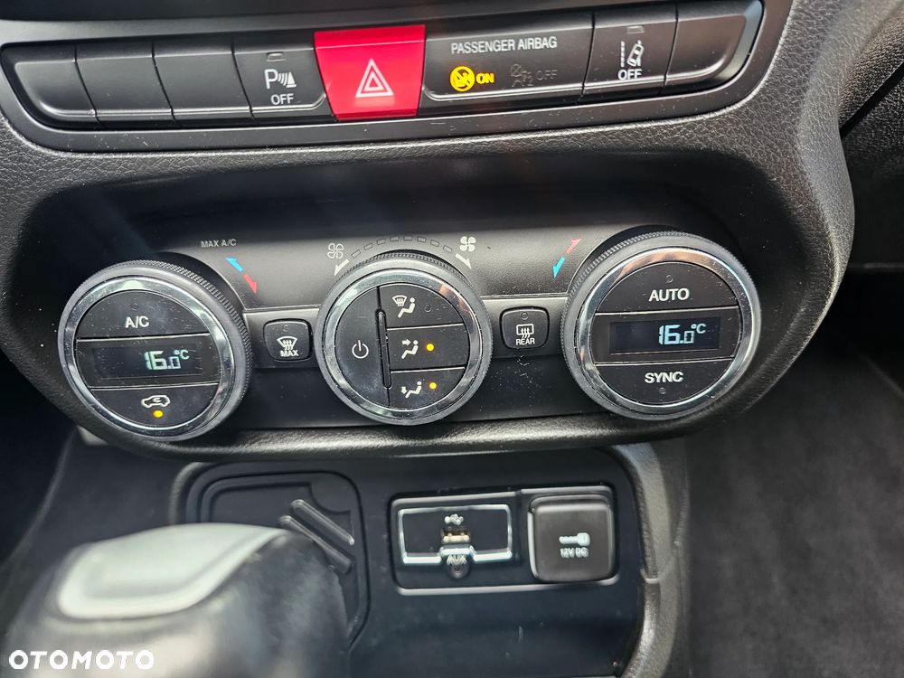 Jeep Renegade - 10