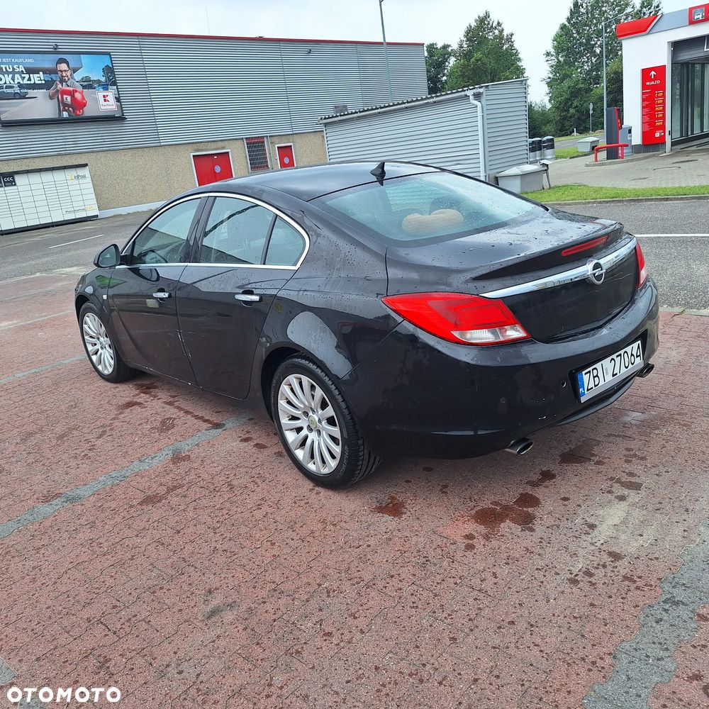 Opel Insignia 2.0 Turbo Cosmo - 3