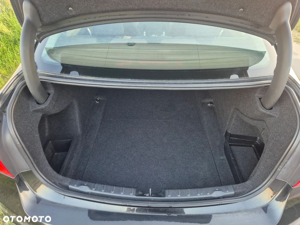 BMW Seria 3 - 10