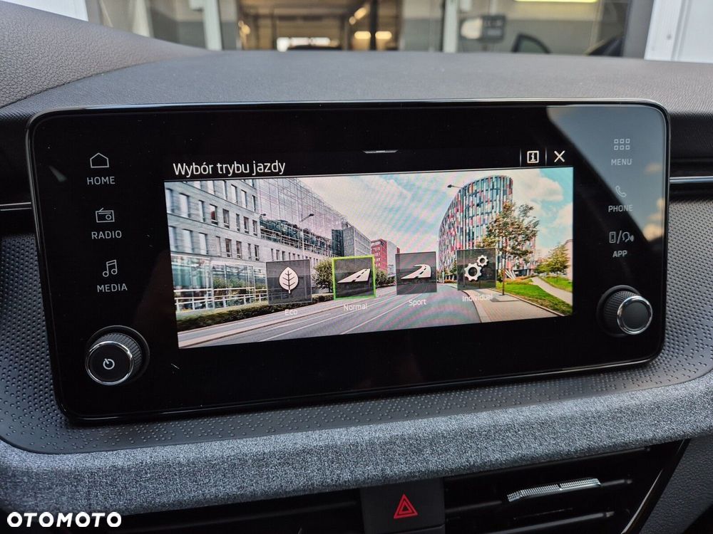 Skoda Kamiq 1.0 TSI Drive DSG - 30