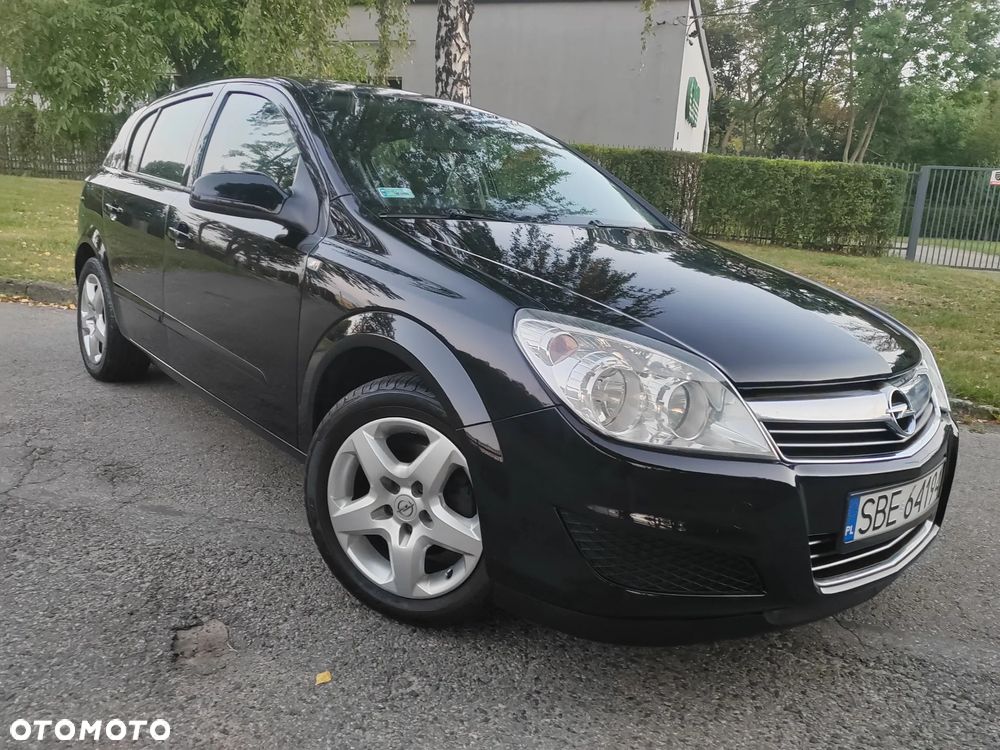 Opel Astra III 1.7 CDTI Essentia - 1