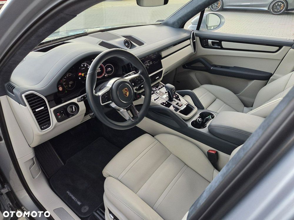 Porsche Cayenne E-Hybrid - 14