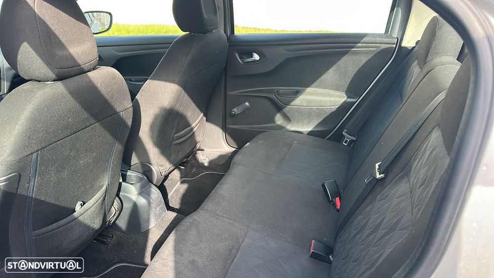 Citroën C-Elysée 1.2 VTi Seduction - 7