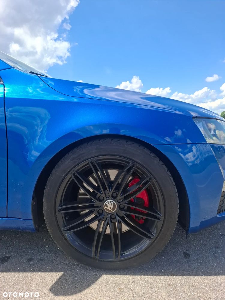 Skoda Octavia 2.0 TDI RS DSG - 7