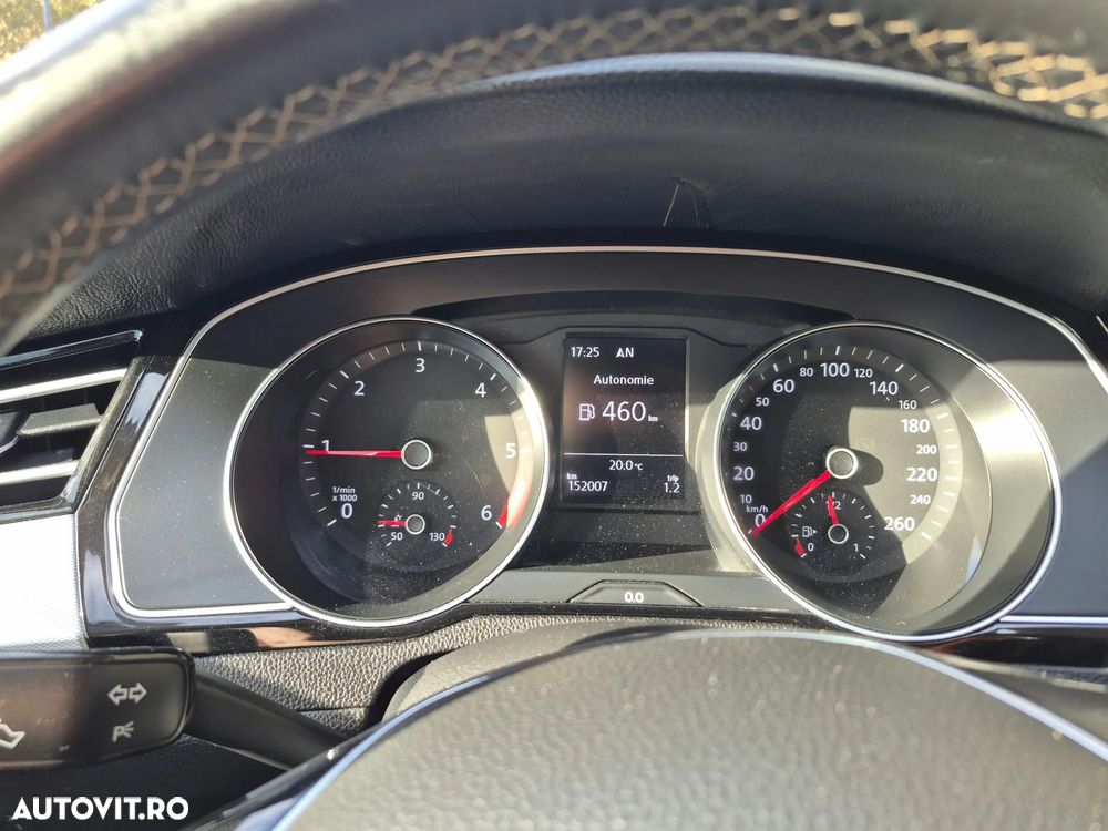 Volkswagen Passat - 6