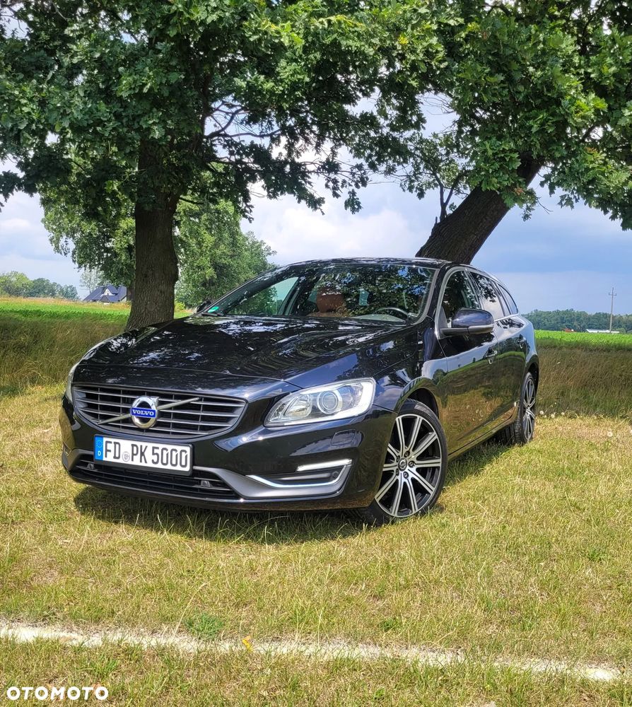Volvo V60 D4 Geartronic Summum - 2