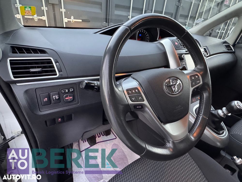 Toyota Verso - 9