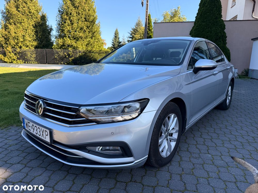 Volkswagen Passat 1.5 TSI EVO Business DSG - 1