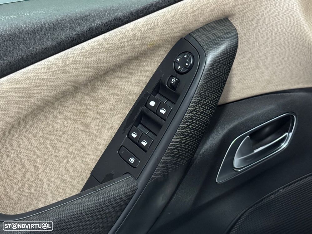 Citroën C4 Grand Picasso 1.6 e-HDi Intensive ETG6 - 24
