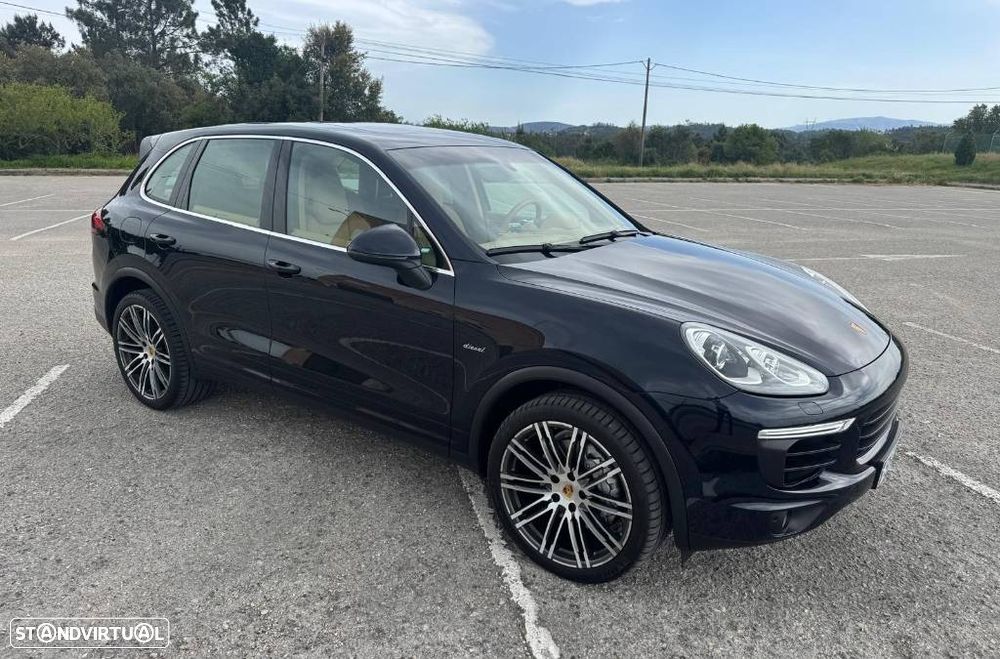 Porsche Cayenne S - 1