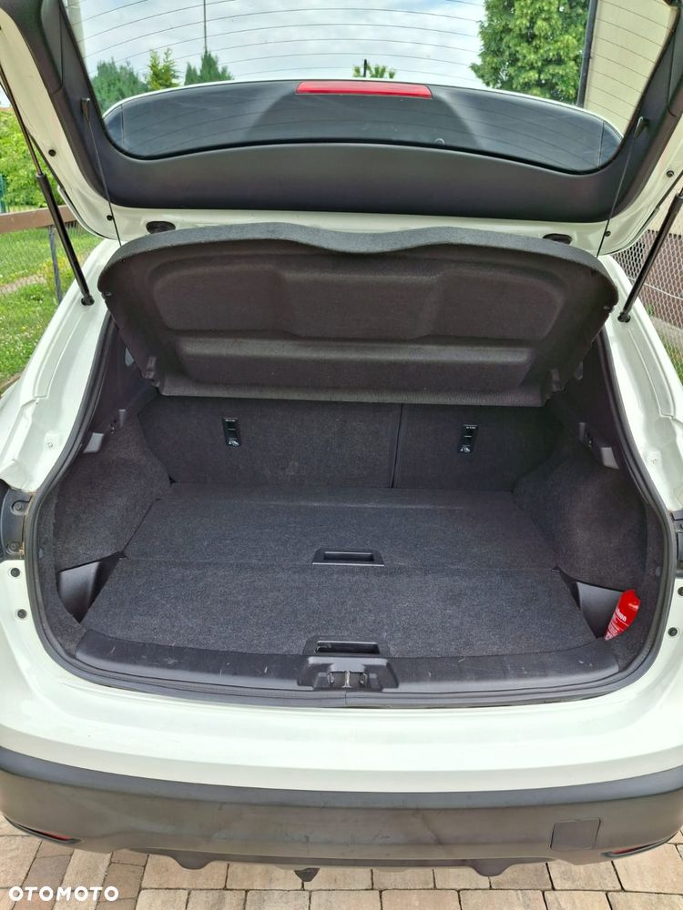 Nissan Qashqai 1.2 DIG-T Visia EU6 - 16