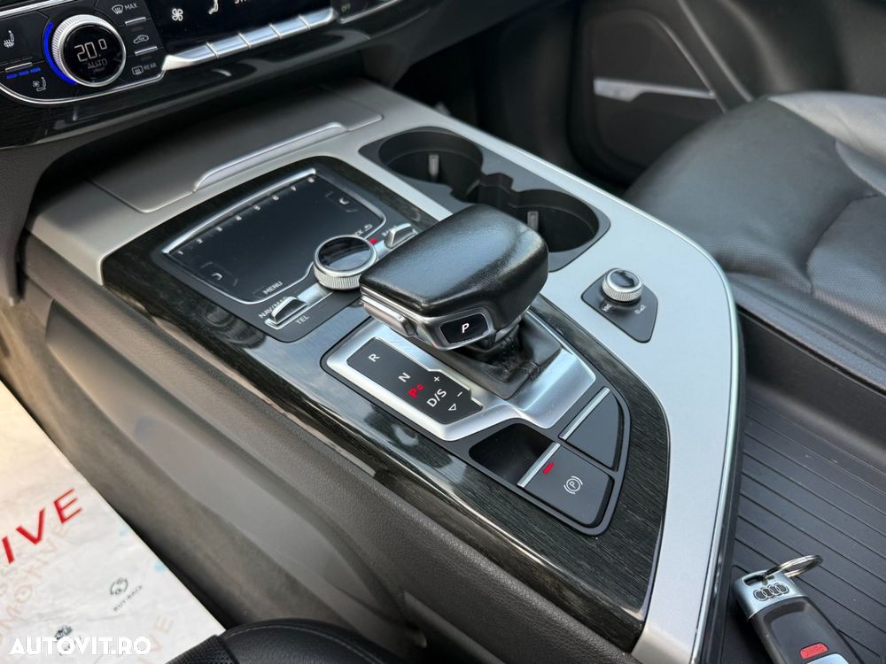 AUDI Q7 2019 — imagine 10