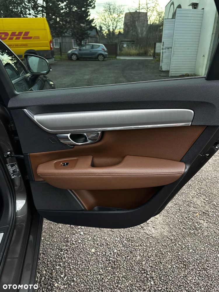 Volvo V90 D4 SCR Momentum Pro - 13