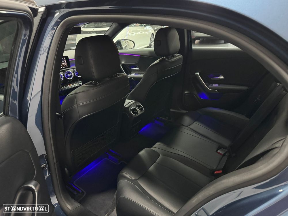 Mercedes-Benz A 180 d Style Plus - 38