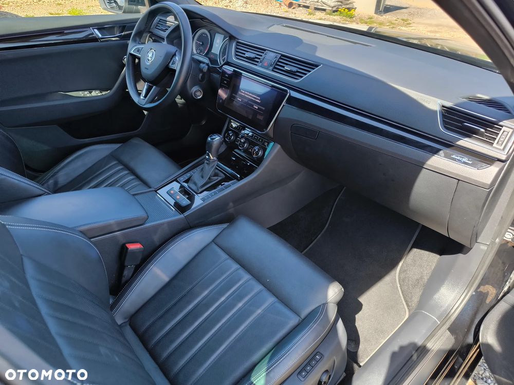 Skoda Superb 2.0 TDI L&K DSG - 11