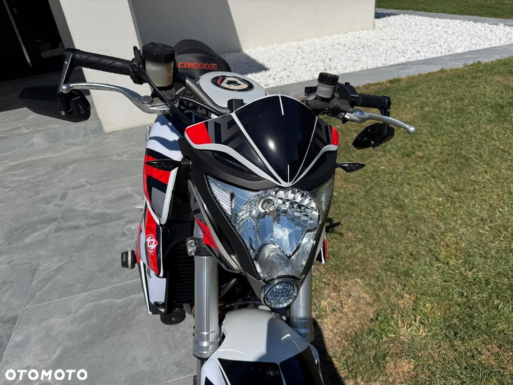 Honda CB - 4