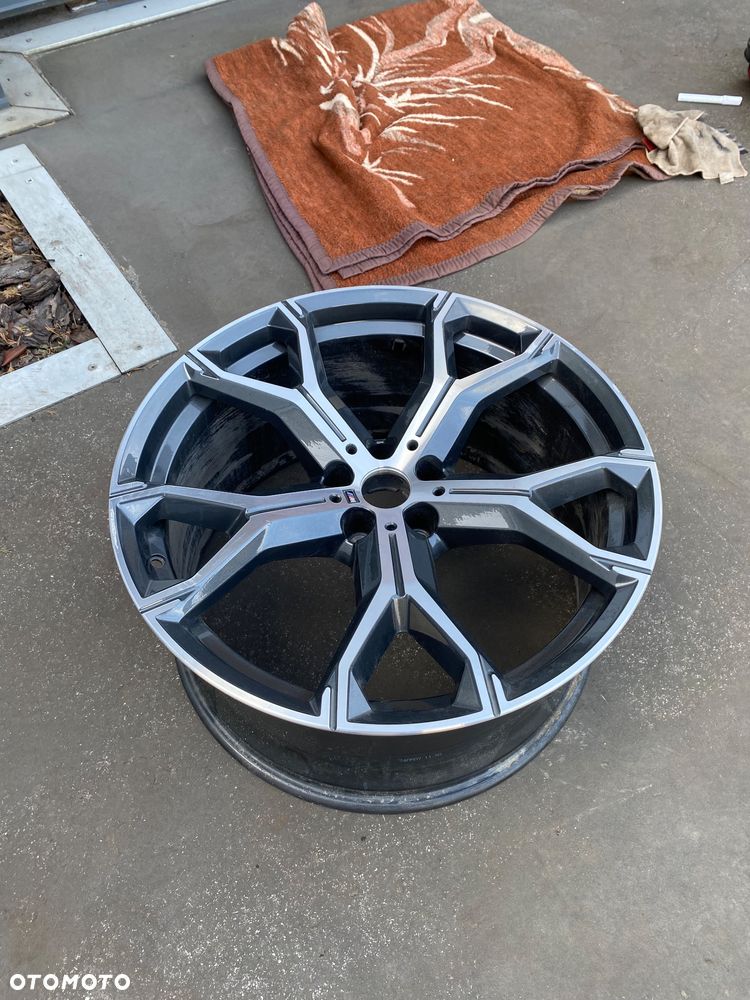BMW X5 G05 X6 G06 X7 G07 M pakiet M-pakiet ORYGINALNA ! felga aluminiowa tylna 21 cali 21” 10.5x21 ET43 5x112 10.5 10 1/2 Jx21 ET 43 8071999  032610 - 2