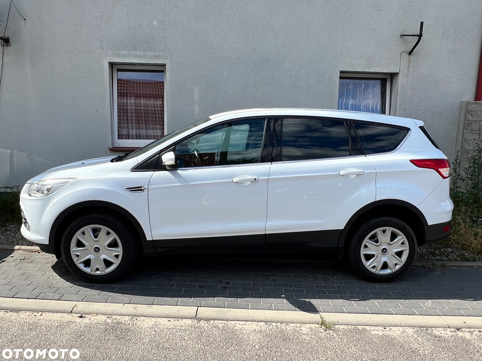 Ford Kuga - 2
