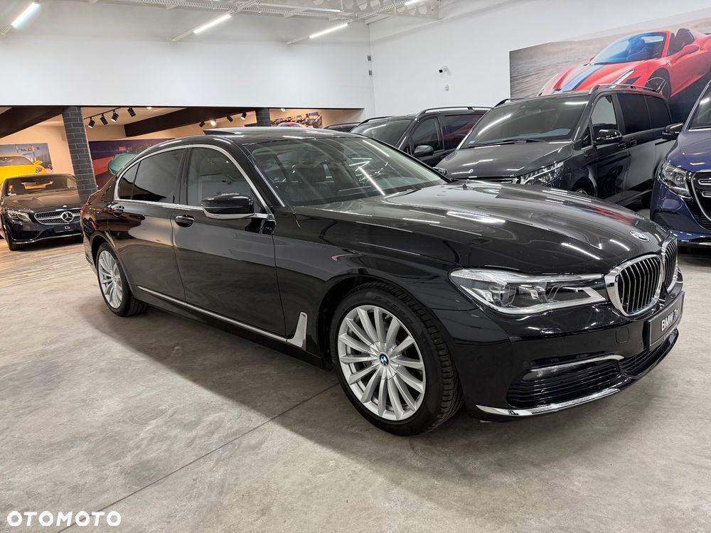 BMW Seria 7 740Li - 6