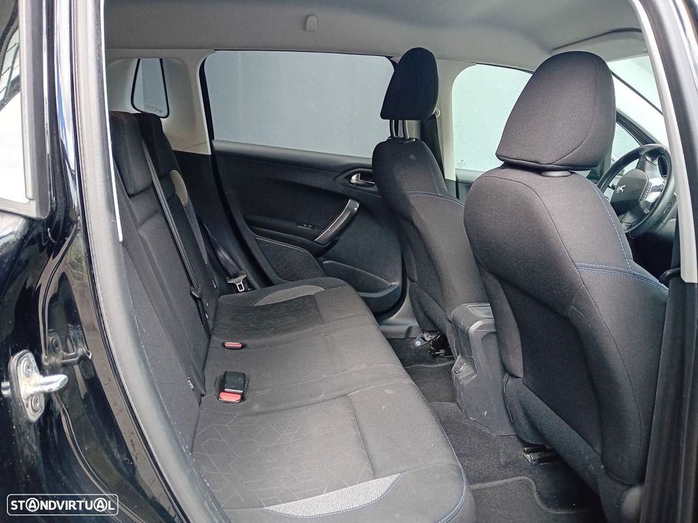 Peugeot 2008 1.2 PureTech Style - 11