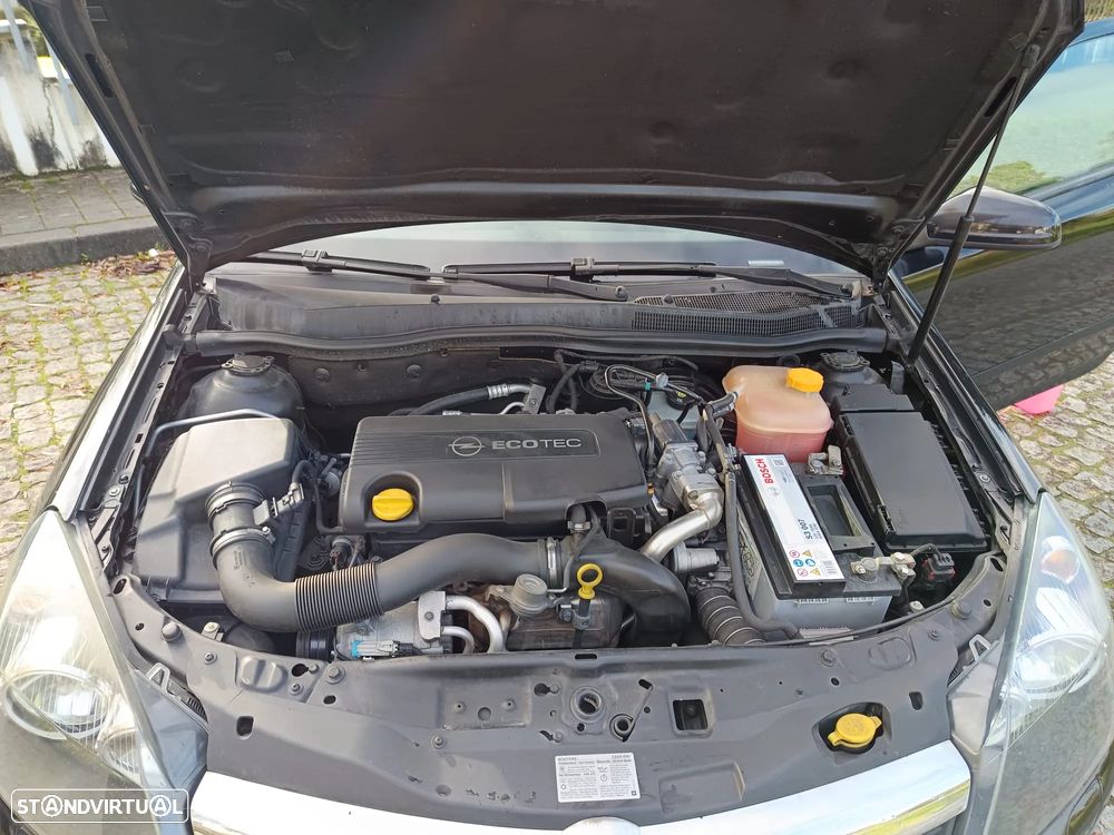 Opel Astra GTC 1.7 CDTI DPF Sport - 36