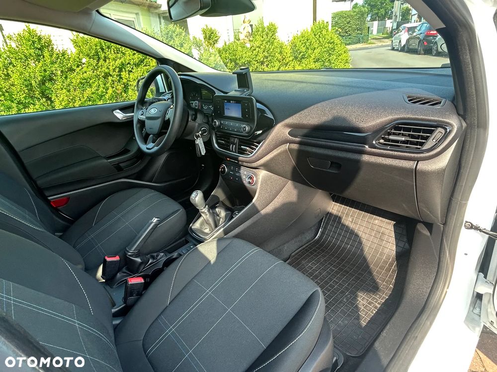 Ford Fiesta 1.1 S&S TREND - 10