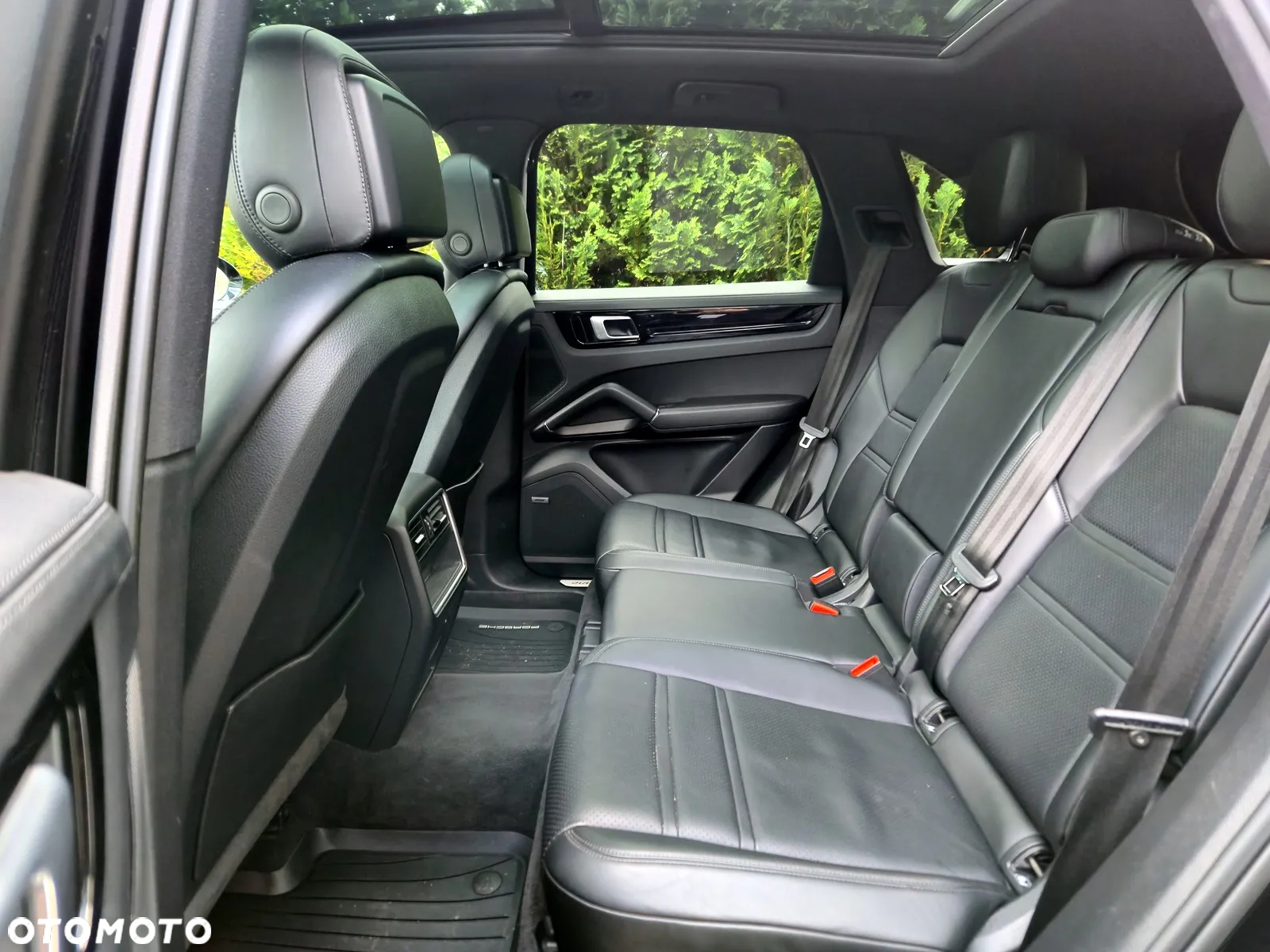 Porsche Cayenne S - 9