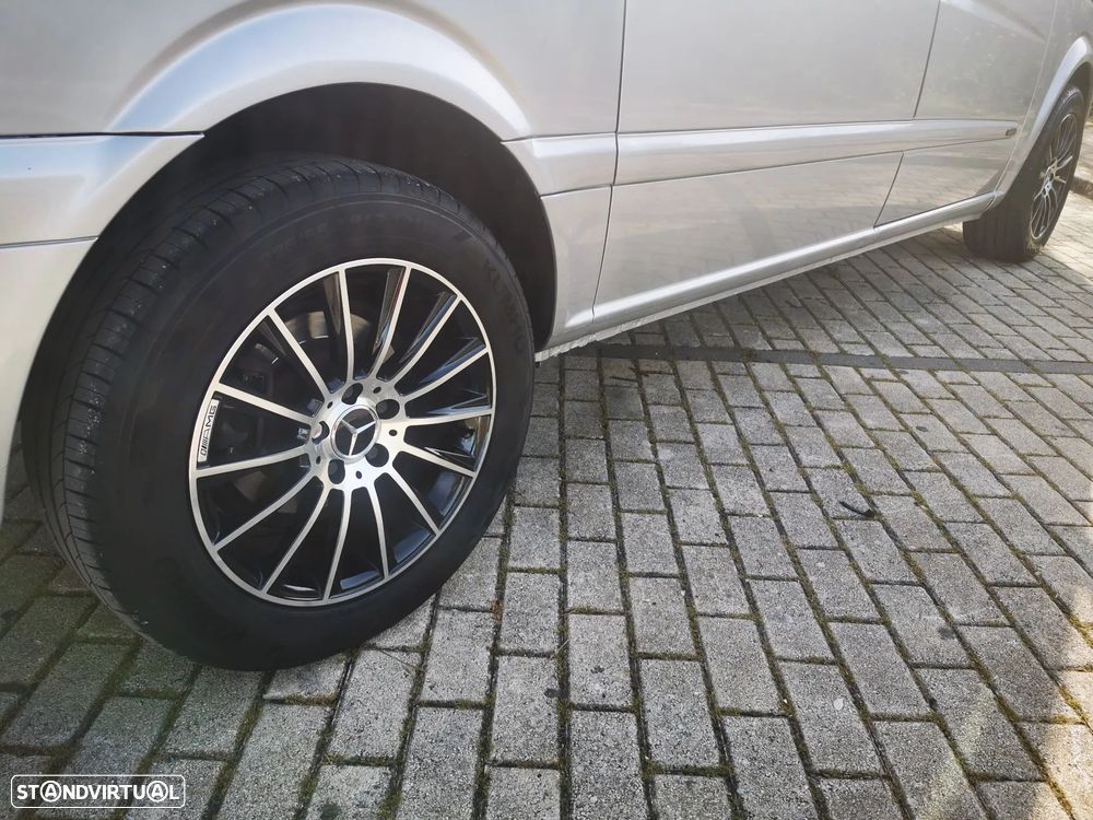 Mercedes-Benz Viano - 24