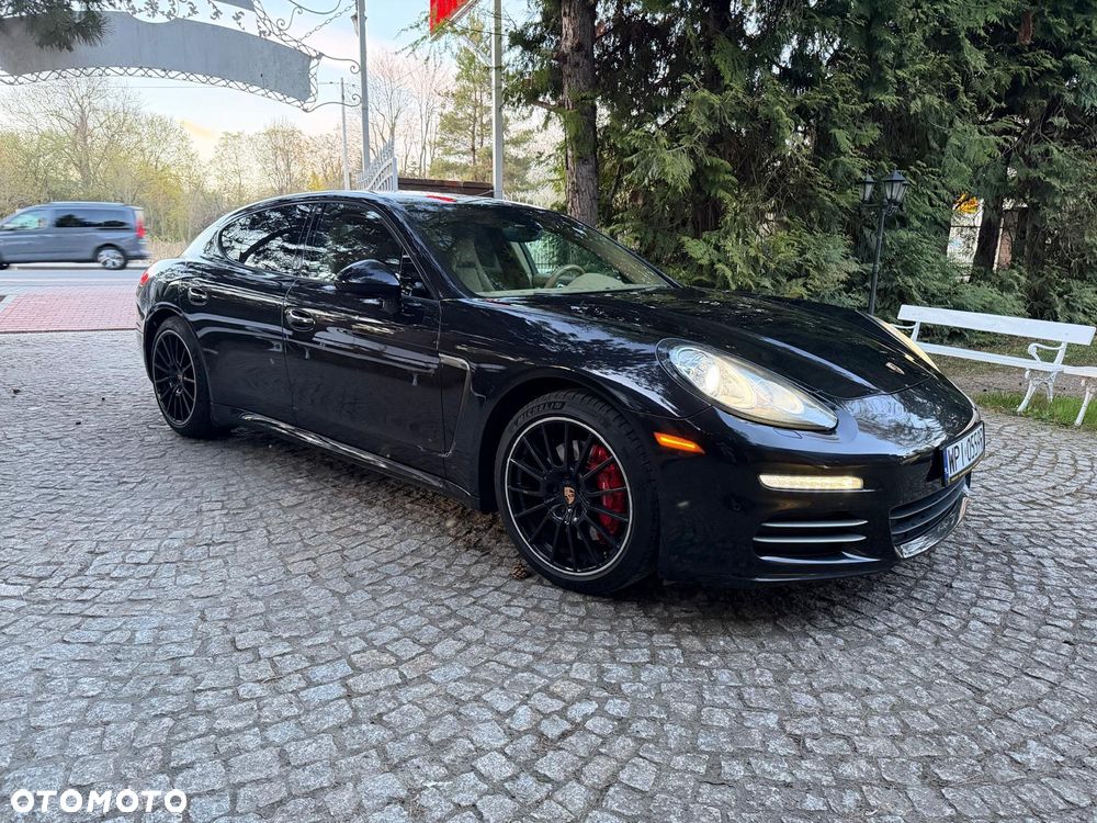 Porsche Panamera 4 PDK - 15