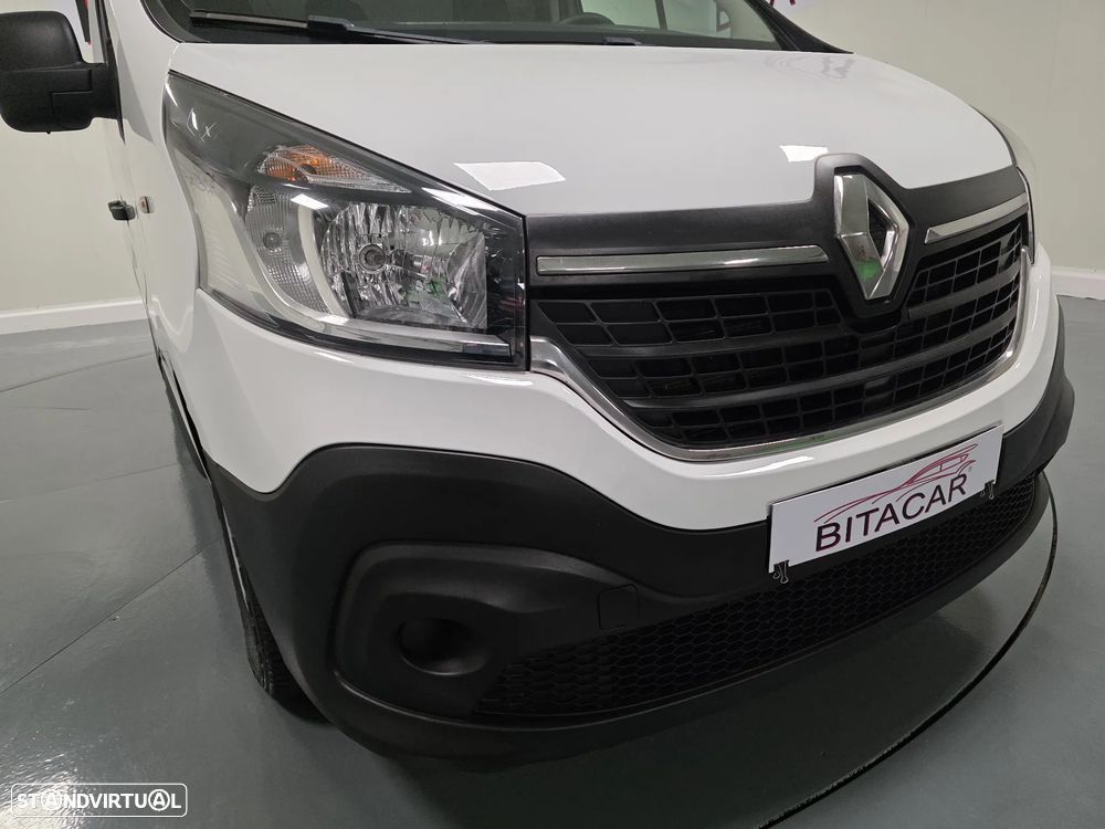 Renault TRAFIC 2.0 DCI 120CV IVA DEDUTIVEL - 6