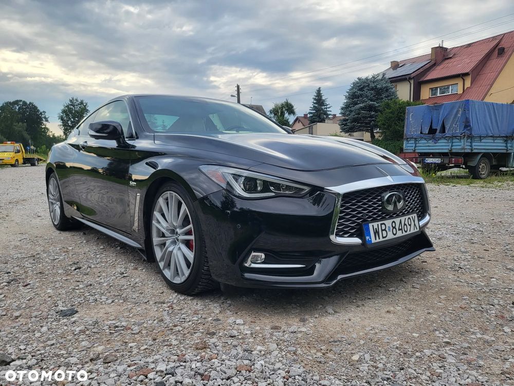 Infiniti Q60 - 1