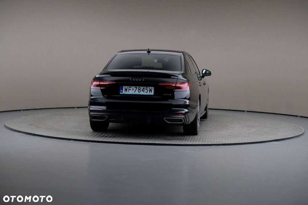 Audi A4 Limousine - 5