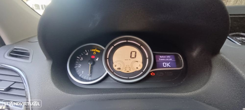 Renault Mégane Sport Tourer ENERGY dCi 110 Start & Stopp Dynamique - 8